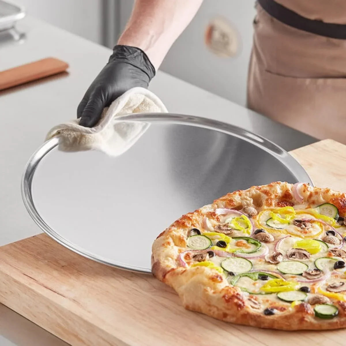 TrueCraftware- Set of 6 Aluminum 15” Pizza Tray Pan Coupe Style - Bakeware Round Pizza Pan Pizza Tray Baking Tray Round Baking Tray for Home Kitchen Pizzeria & Restaurants