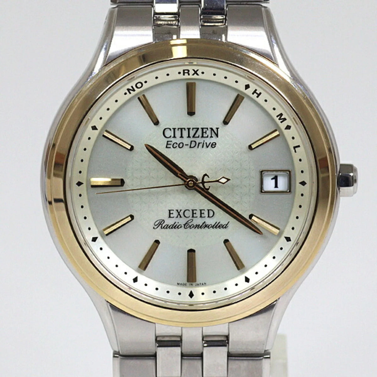 Pre-Owned CITIZEN Men's Watch Exceed EBG74-2792 Eco-Drive Gold Dial (Good)