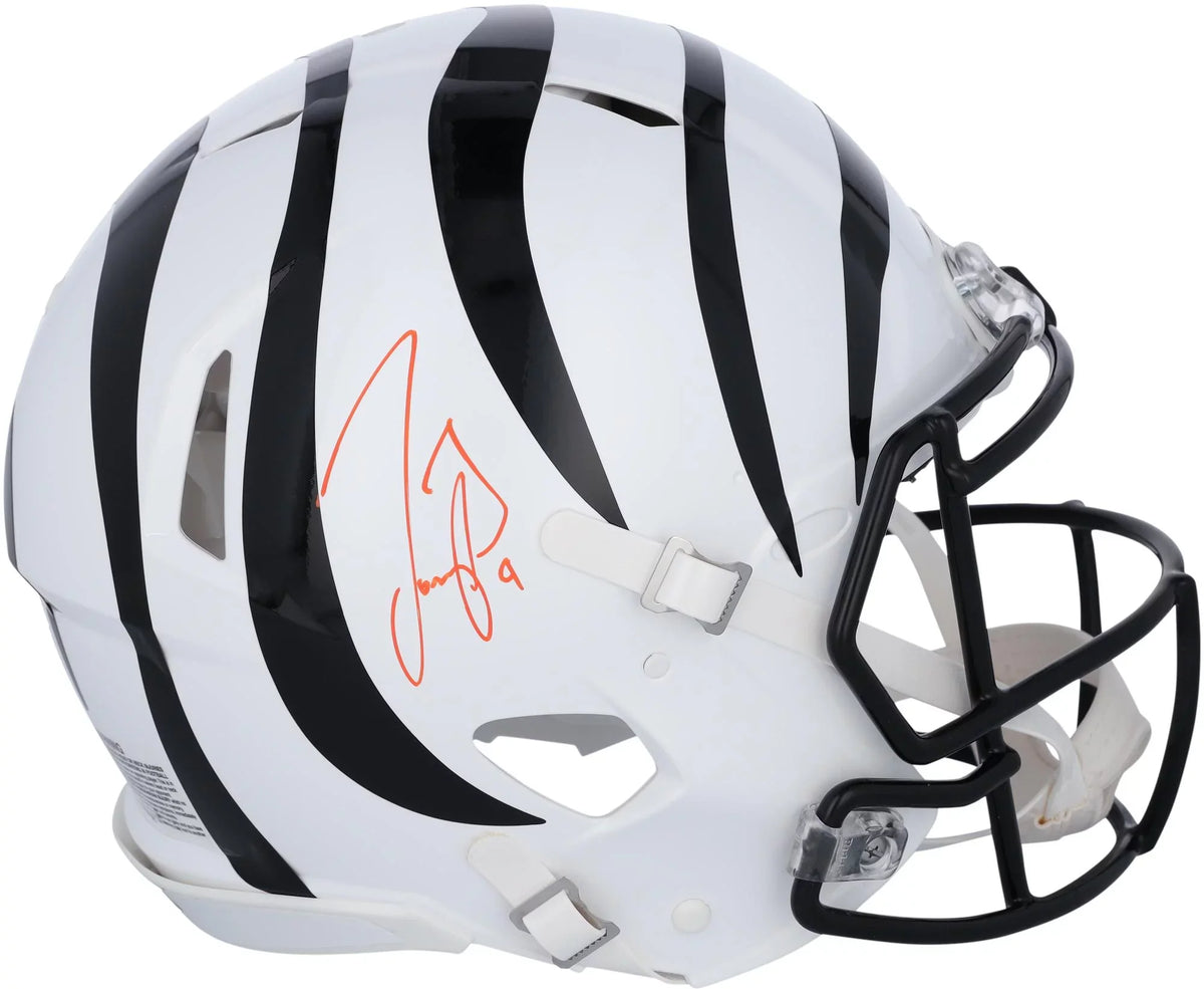 Joe Burrow Cincinnati Bengals Autographed 2022 Alternate Riddell Speed Authentic Helmet - Fanatics Authentic Certified