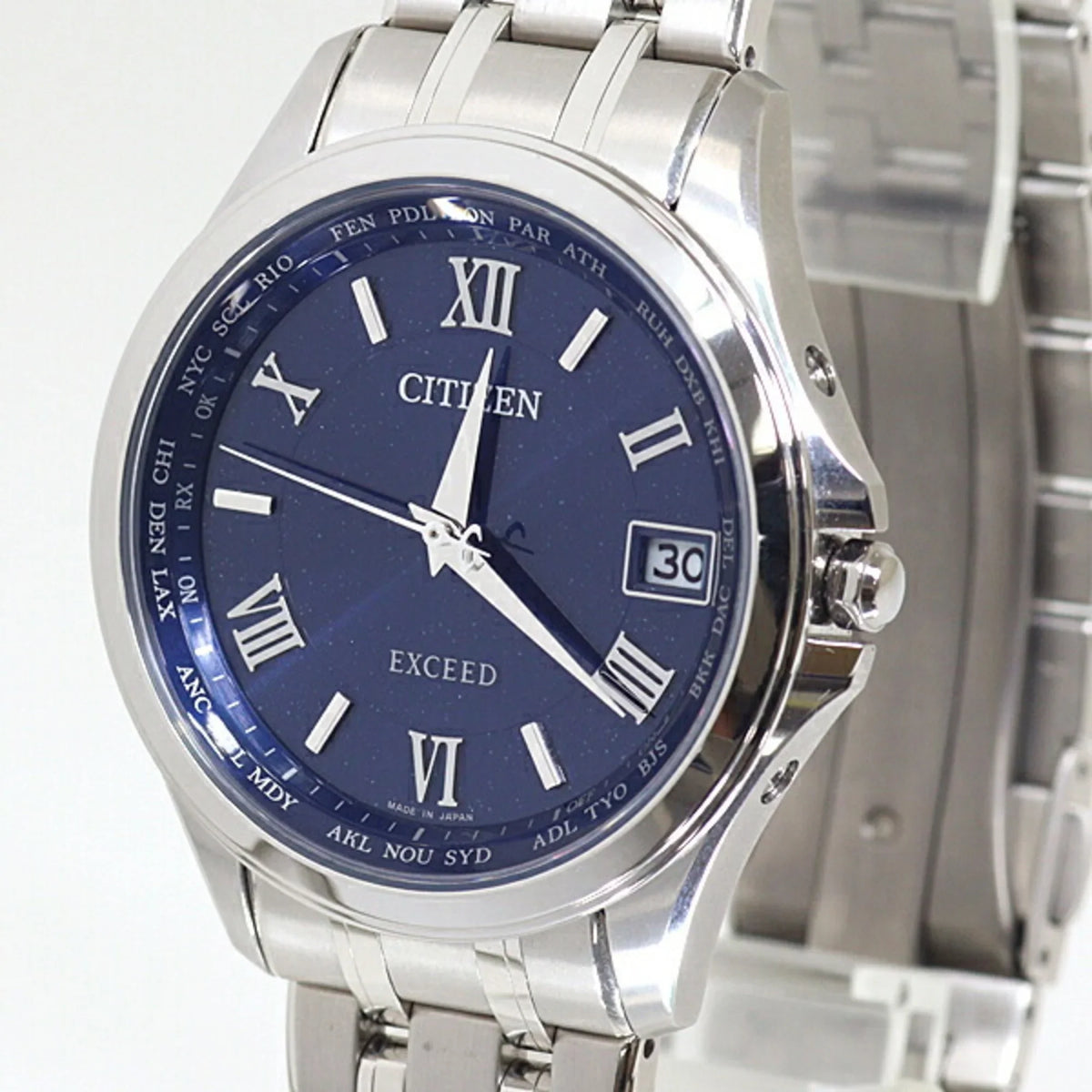 Pre-Owned CITIZEN Men's Watch Exceed CB1080-52L Light-Powered Eco-Drive Blue Dial (Like New)